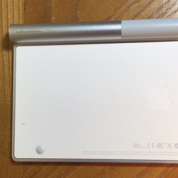 Apple Wireless Keyboard - Picture 6 of 10